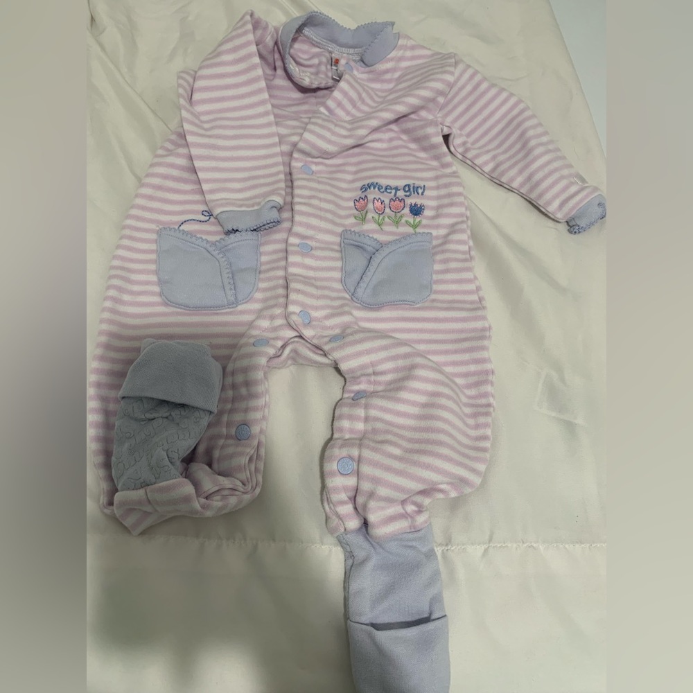 Lavender Snugabye convert a foot!! Sweet girl print